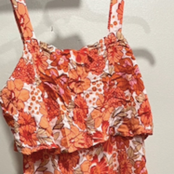 women flower romper - Picture 2 of 2